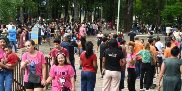 mutirama-e-zoologico-em-goiania-registram-movimento-no-dia-das-criancas-com-entrada-gratuita