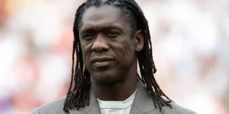 seedorf-chega-ao-brasil-e-inicia-trabalho-no-corinthians-nesta-quarta-feira(14)