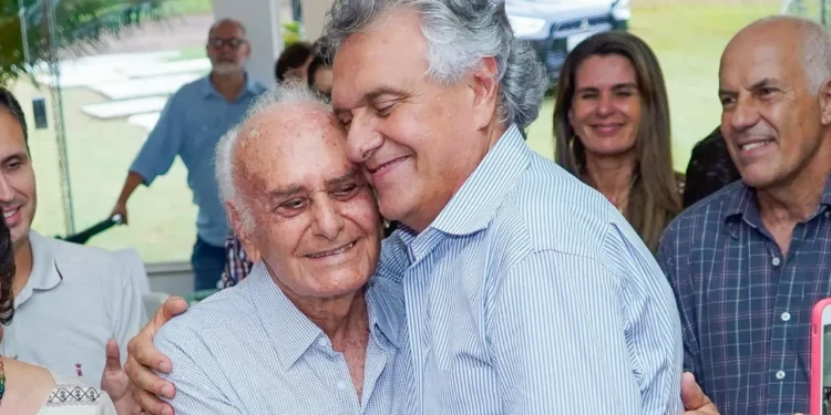 morre-aos-103-anos-elcival-ramos-caiado,-tio-de-ronaldo-caiado
