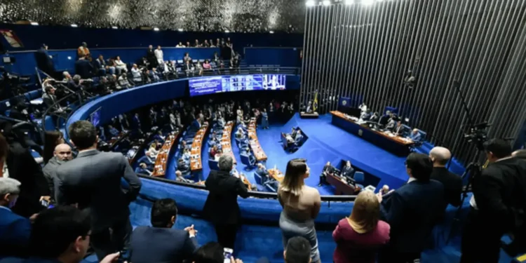 senado-inicia-votacao-da-pec-que-preve-o-fim-da-escala-6×1