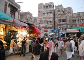 ataque-de-misseis-dos-houthis-atinge-palacio-presidencial-no-iemen-e-deixa-dois-mortos