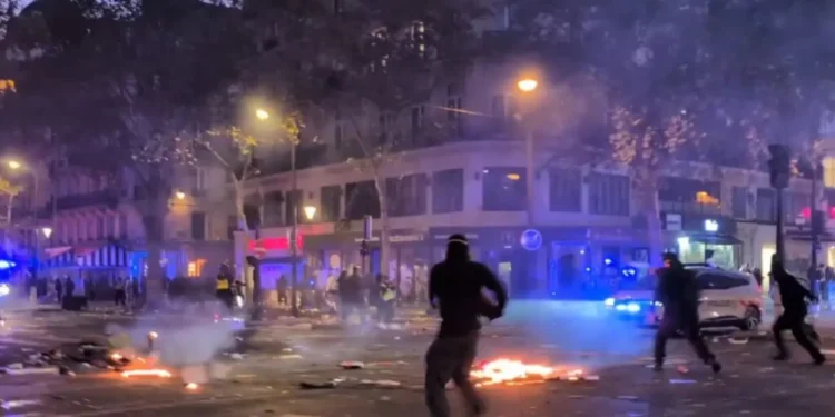 franca-anuncia-toques-de-recolher-apos-protestos-e-nao-descarta-estado-de-emergencia