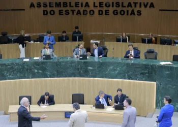 disputa-pelo-comando-da-alego-expoe-articulacoes-dentro-da-base-governista