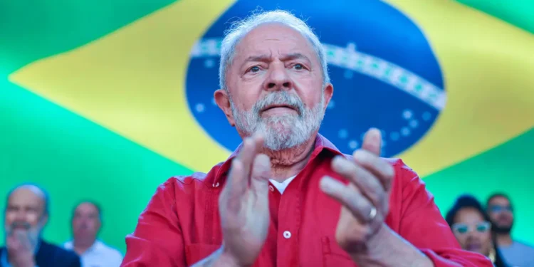 lula-aceita-desafio-de-flavio-e-inclui-filhos-e-ex-assessor-na-proposta-de-abertura-de-sigilos
