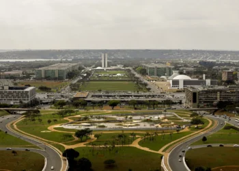 df-transfere-ponto-facultativo-do-dia-do-servidor-para-30-de-outubro