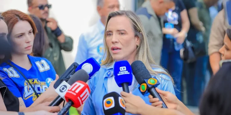 celina-leao-promete-manter-impostos-baixos-para-combustiveis-no-df