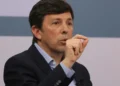 fundador-do-novo-anuncia-apoio-a-lula-e-diz-temer-governo-flavio-bolsonaro