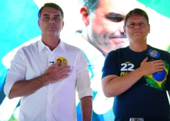 tarcisio-participa-de-preparacao-de-flavio-para-o-debate-e-interpreta-lula
