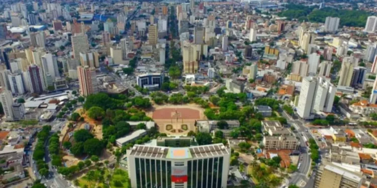 sabado-de-aniversario:-goiania-tera-calor-de-34°c-e-chance-de-chuva