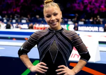 flavia-saraiva-conquista-bronze-na-trave-no-mundial-de-ginastica