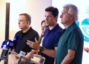 em-goias,-daniel-vilela-cobra-mudancas-de-lula-e-caiado-reconhece-vitoria-do-petista