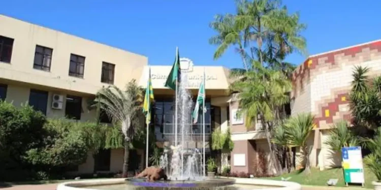 camara-de-goiania-aprova-reajuste-na-carreira-dos-administrativos-da-educacao