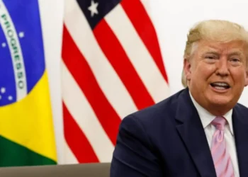 trump-promete-conversar-com-lula-e-ataca-eleicoes-no-brasil:-“vergonha”
